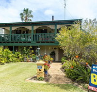 Broadwater Bed and Breakfast - Airlie Beach Holiday