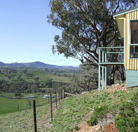Burnt Creek Cottages - Airlie Beach Holiday