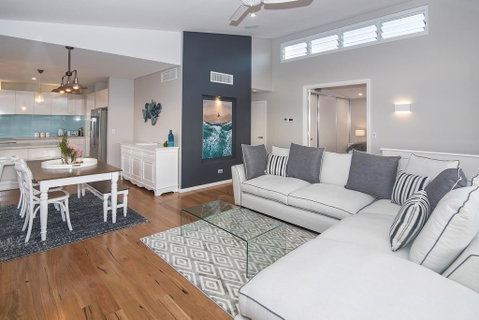 Busselton Beach House - Airlie Beach Holiday 2