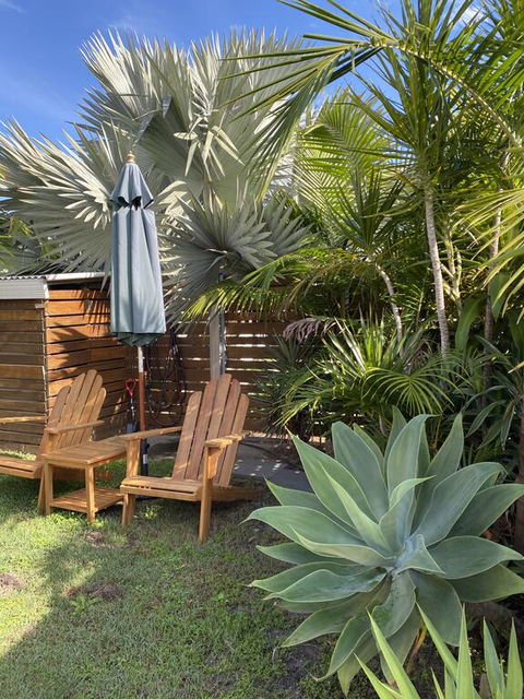 Byron Moon Large House & Half Moon Cottage - Airlie Beach Holiday 0