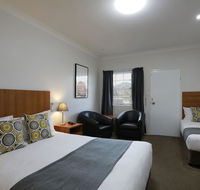Cadman Motor Inn and Apartments - Airlie Beach Holiday