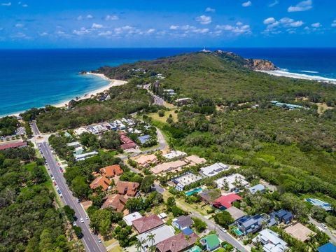 Calinda Sol 10 - Airlie Beach Holiday 1