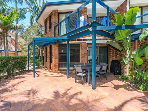 Calinda Sol 10 - Airlie Beach Holiday 2