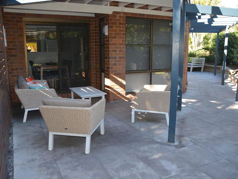 Calinda Sol 12 - Airlie Beach Holiday 1