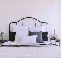 Capitol Executive Apartment on London Circuit - Airlie Beach Holiday