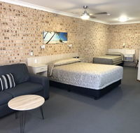 Cardiff Motor Inn - Airlie Beach Holiday