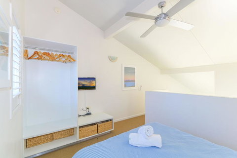 Casuarina Beach Haven - Pandanus 6 - Airlie Beach Holiday 3