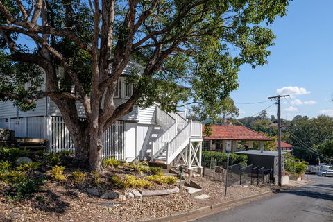 Central Cottage - Airlie Beach Holiday 0