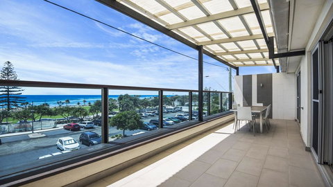Central Park Suites - Airlie Beach Holiday 0