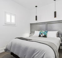 Colonial Hampdens - Airlie Beach Holiday