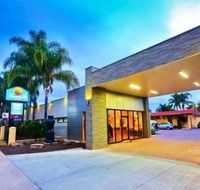 Comfort Inn Deakin Palms - Airlie Beach Holiday