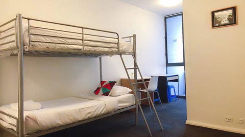 Comfortable 4bed2bath APT @Erskineville (station) - Airlie Beach Holiday 2