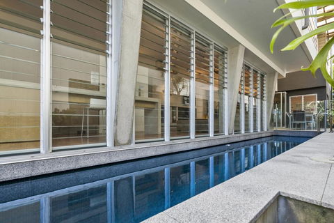 Contemporary & Central, Sunshine Beach - Airlie Beach Holiday 0