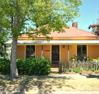 Cooma Cottage - Airlie Beach Holiday