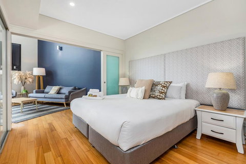 Corporate Boardies @ Bells Boulevard - Airlie Beach Holiday 1