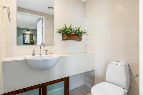 Corporate Boardies @ Gunnamatta Ave - Airlie Beach Holiday 3
