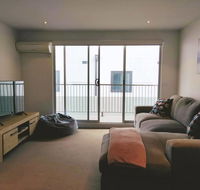 Cosy Modern Apartment in Brunswick - Airlie Beach Holiday