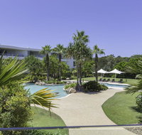 COTTON BEACH ON THE POOL 66 - Airlie Beach Holiday