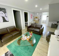 Cozy Inner West City Hideaway - Airlie Beach Holiday