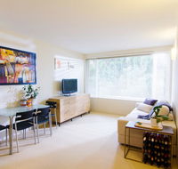 Cozy One Bedroom Apartment in Waverton - Airlie Beach Holiday