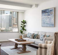 Darling Harbour Apartment with Parking Views Pool - Airlie Beach Holiday