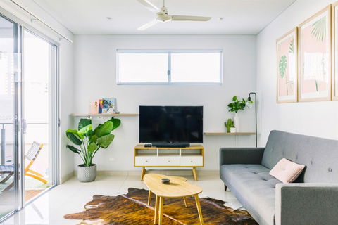 Darwin City Chic@Kube Apartments - Airlie Beach Holiday 3