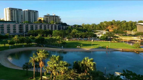 Darwin Deluxe Apartments - Airlie Beach Holiday 0