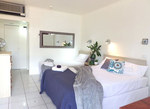 Darwin Poinciana Inn - Airlie Beach Holiday 2