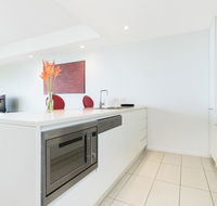 Darwin Waterfront Apartments - Airlie Beach Holiday