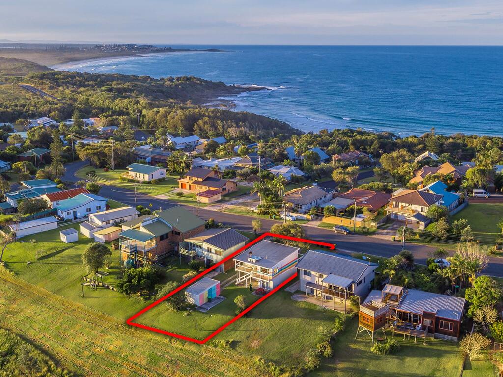Angourie NSW Airlie Beach Holiday