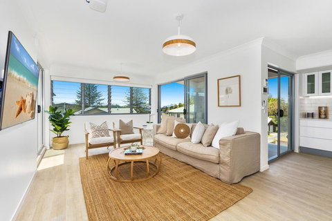 Dreamtime Villas Kingscliff Lane - Airlie Beach Holiday 1