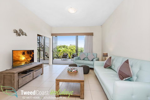 Drift Apartments - Tweed Coast Holidays - Airlie Beach Holiday 1