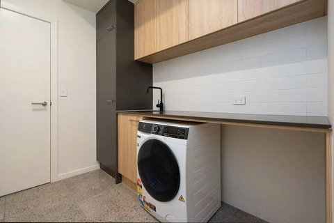 Dune Townhouse On Nautilus Way - Airlie Beach Holiday 1