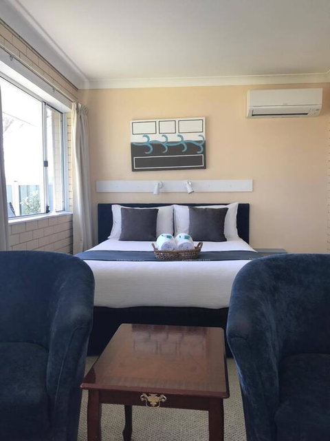 Edgewater Motel - Airlie Beach Holiday 3