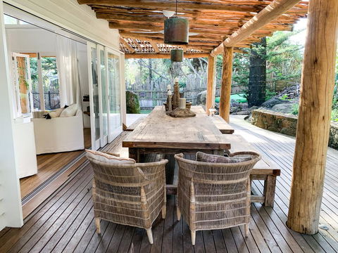 Eternity Beach House - Eco Luxury Byron Bay - Airlie Beach Holiday 2