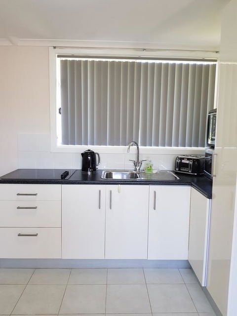 Excellent St Granny Flat - Airlie Beach Holiday 2