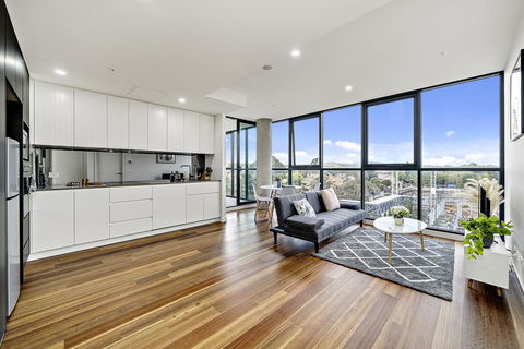 Executive City-centre Apartment With Parking - Airlie Beach Holiday 0