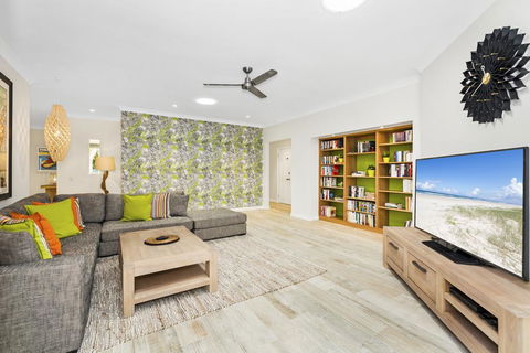 Fairlight - Tweed Coast Holidays - Airlie Beach Holiday 1