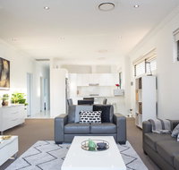 Family Size Apartment Close to Westmead Hospital - Airlie Beach Holiday