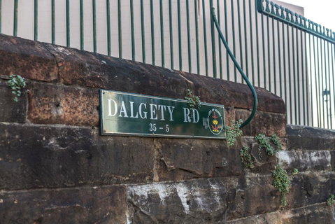 Famous Sydney Heritage Townhouse @ The Rocks/Harbour Bridge - Airlie Beach Holiday 2