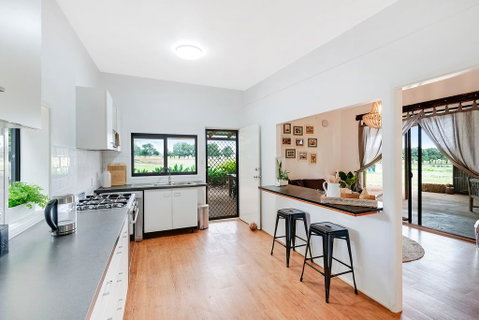 Farm & Co-sy - Airlie Beach Holiday 2