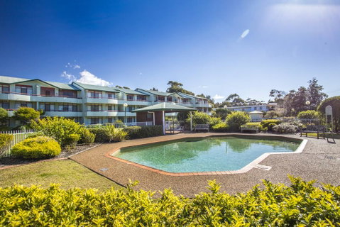 Fathoms 1 - Mollymook - Airlie Beach Holiday 0