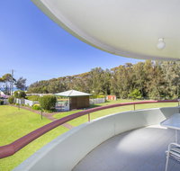Fathoms 9 - Mollymook - Airlie Beach Holiday