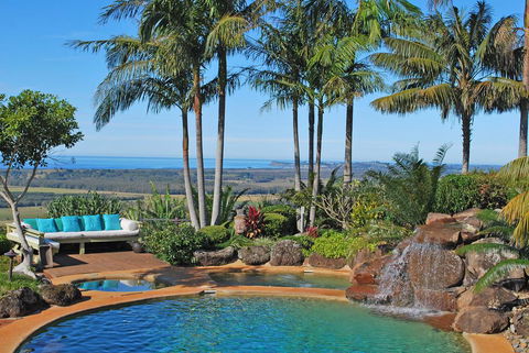 Four Winds Luxury Villas Byron Bay - Airlie Beach Holiday 0