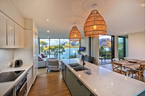 Furneaux - Airlie Beach Holiday 3