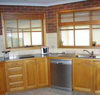 Getawaytoaljon - Airlie Beach Holiday