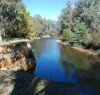 GGs By The River - Airlie Beach Holiday