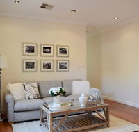 Gorgeous Row Terrace near Sydney Harbour Bridge - Airlie Beach Holiday