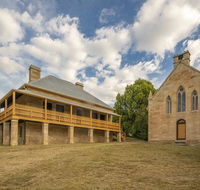 Hartley Historic Cottages - Airlie Beach Holiday