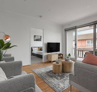 Heart of Ormond Apartment by Ready Set Host - Airlie Beach Holiday
